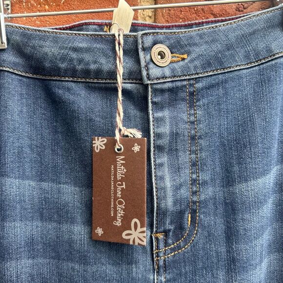 MATILDA JANE MEDIUM WASH SKINNY LEG JEANS PLUS SIZE 22 (3X) NEW - Picture 4 of 6